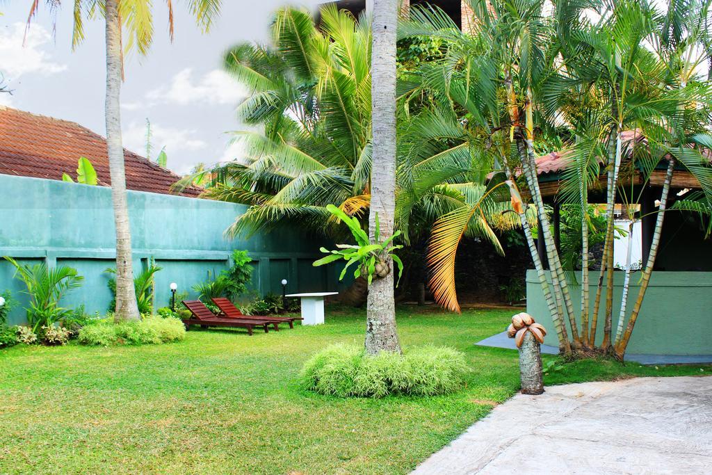 Mount Villa Dehiwala-Mount Lavinia Exterior photo